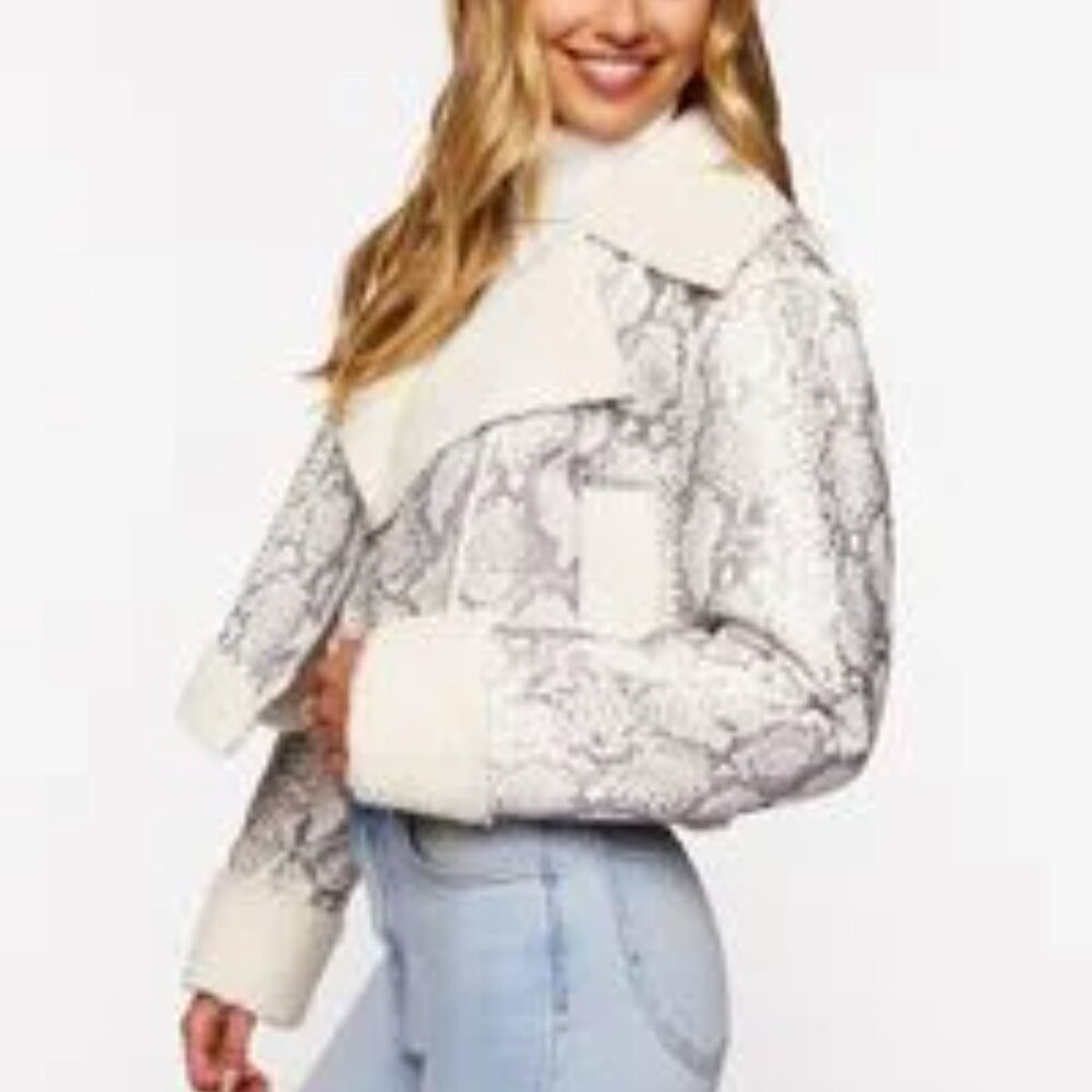 NEW Forever 21 Snakeskin Print Moto Jacket Burgundy Small